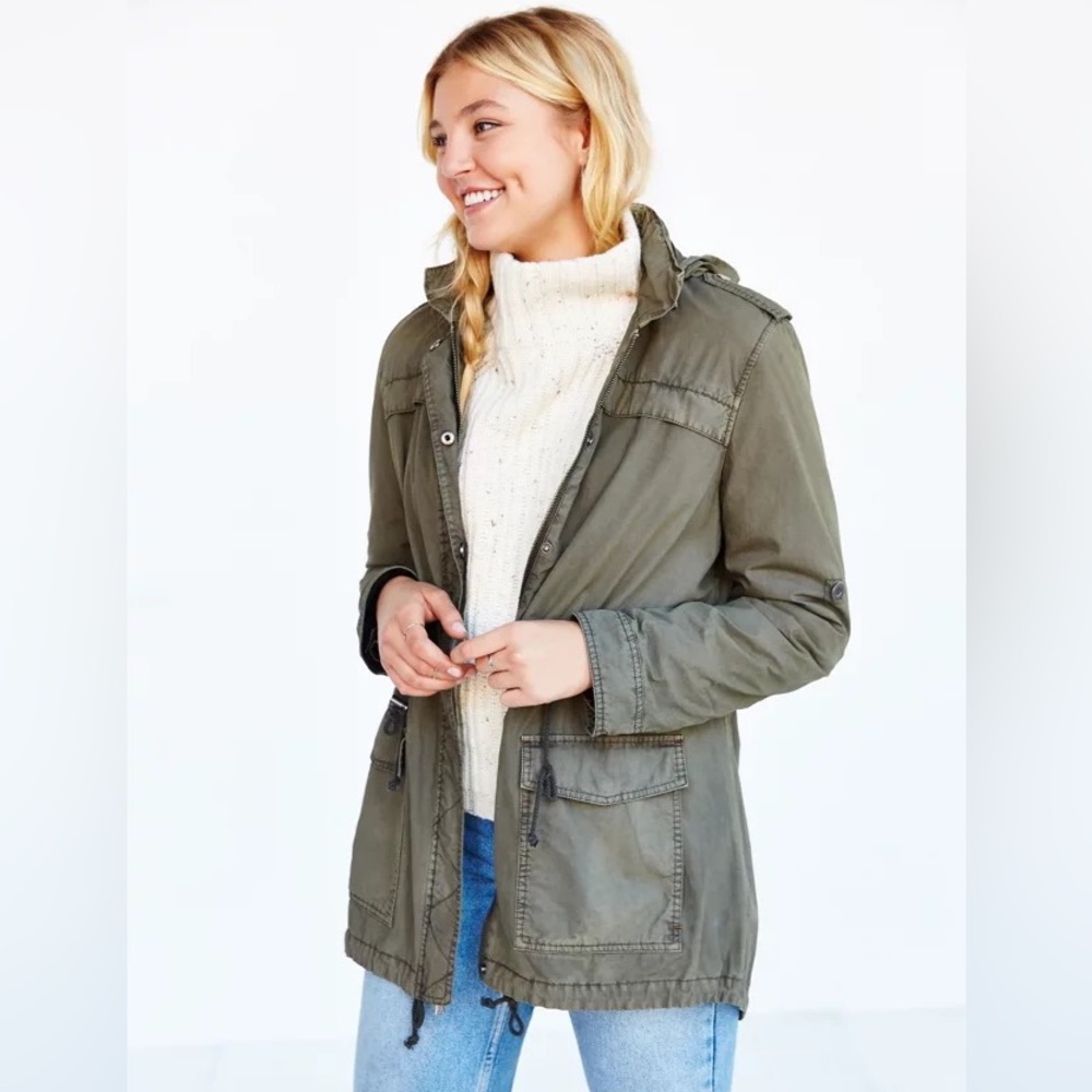 Levi’s Army Green Cotton Parachute Parka